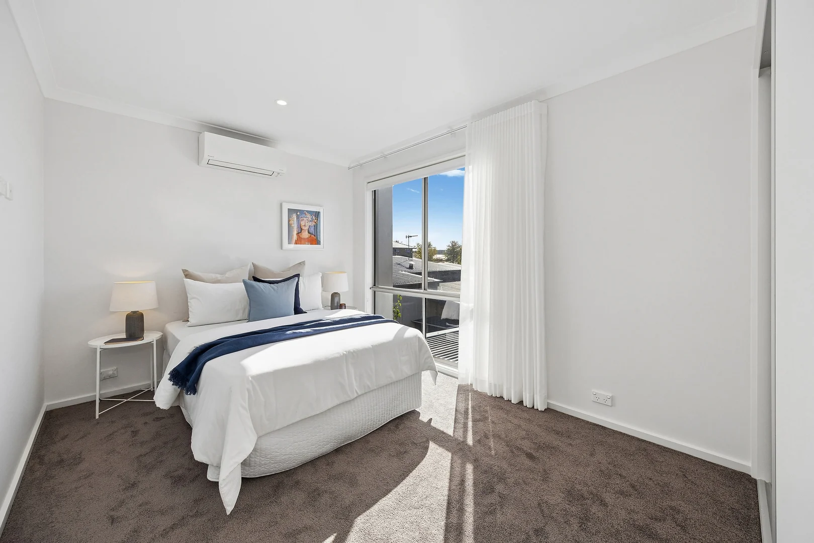Photo of 52 Lansdown Crescent, Casey ACT 2913