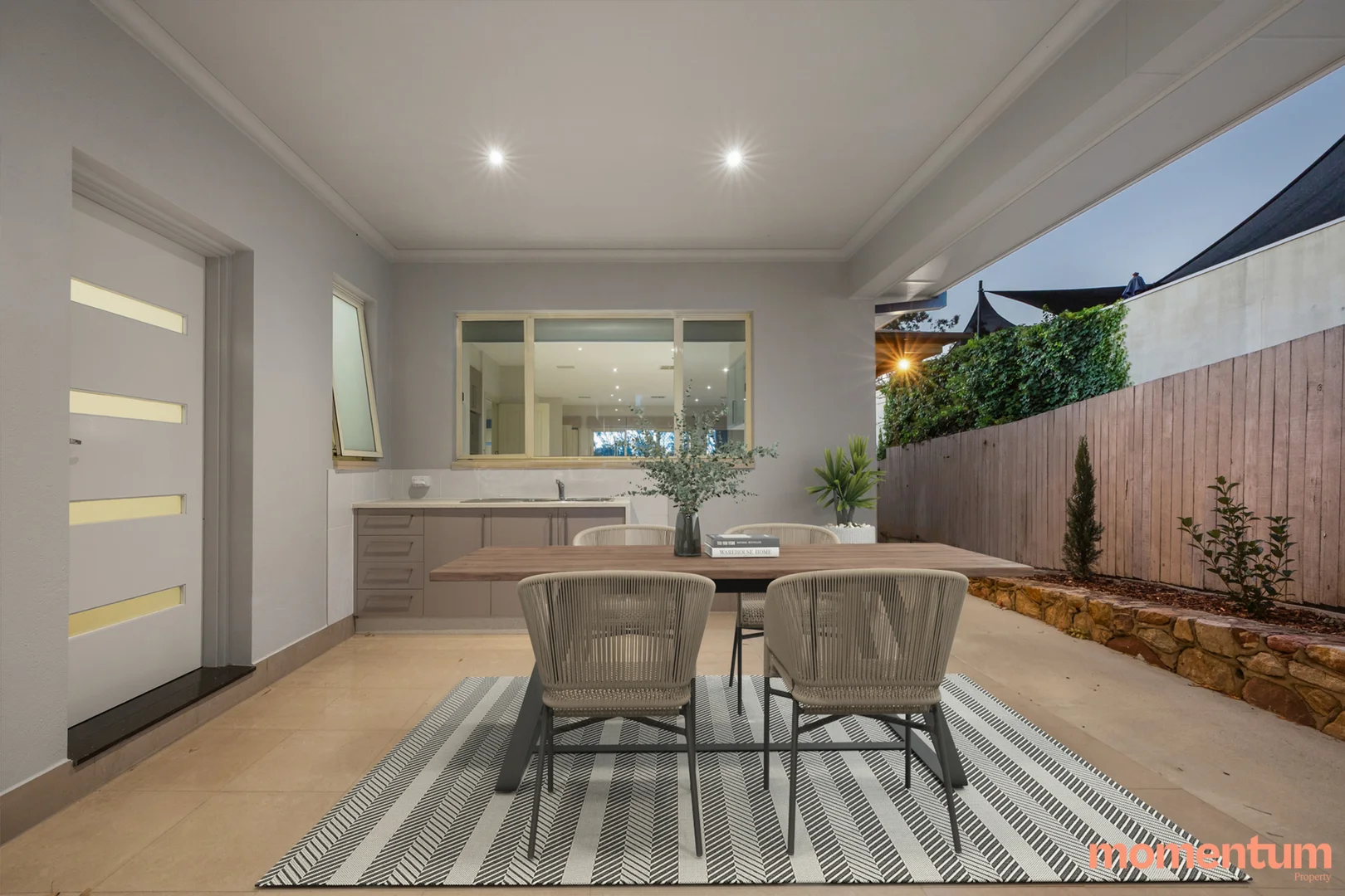 Photo of 31 Dennis Street, Garran ACT 2605