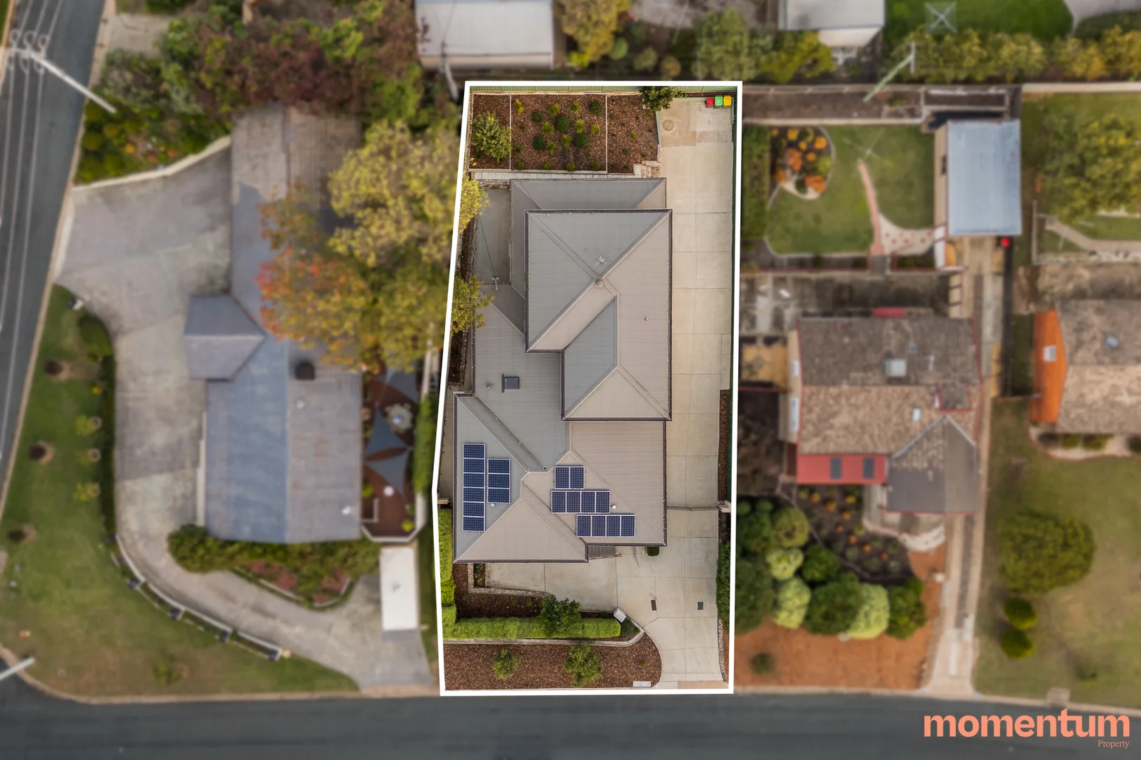 Photo of 31 Dennis Street, Garran ACT 2605