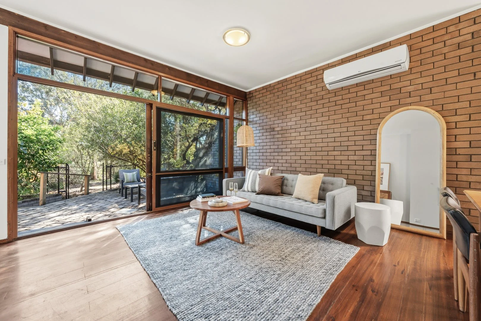 Photo of 3 Wybalena Grove, Cook ACT 2614