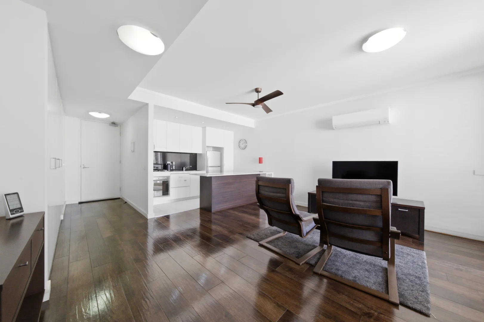 Photo of Level 3, 154/106 Giles Street, Kingston ACT 2604