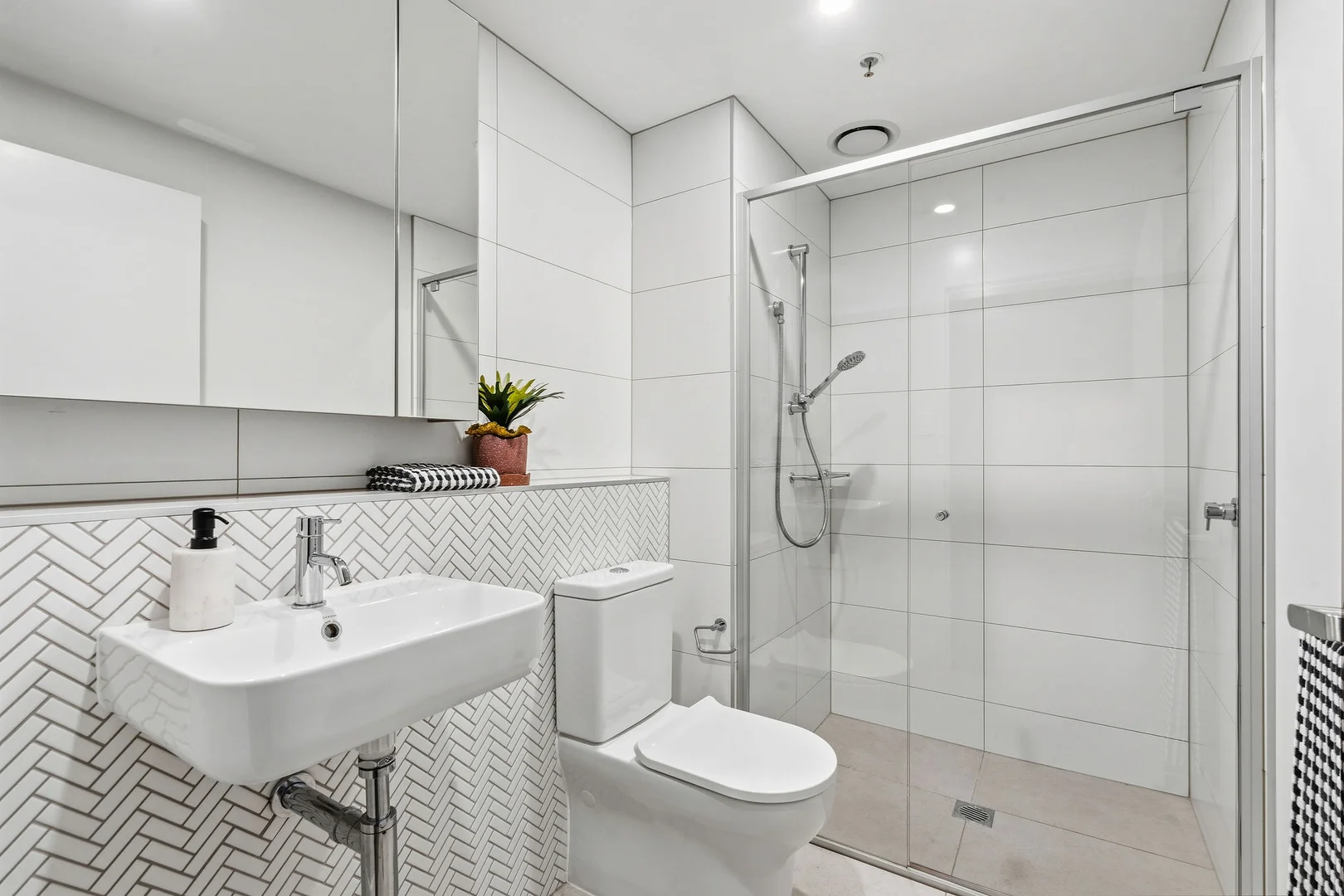 Photo of 336/335 Anketell Street, Greenway ACT 2900