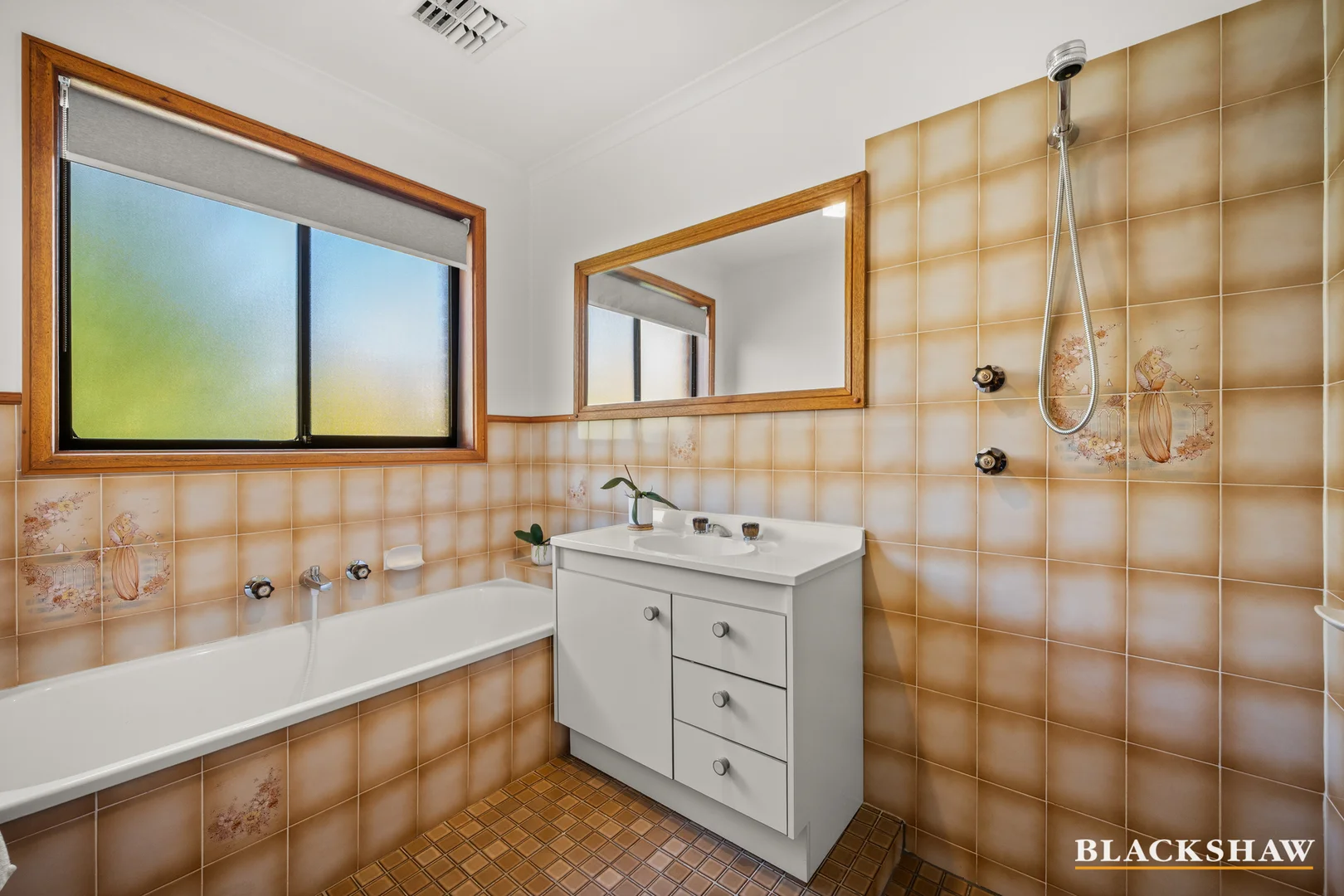 Photo of 51 Alice Jackson Crescent, Gilmore ACT 2905