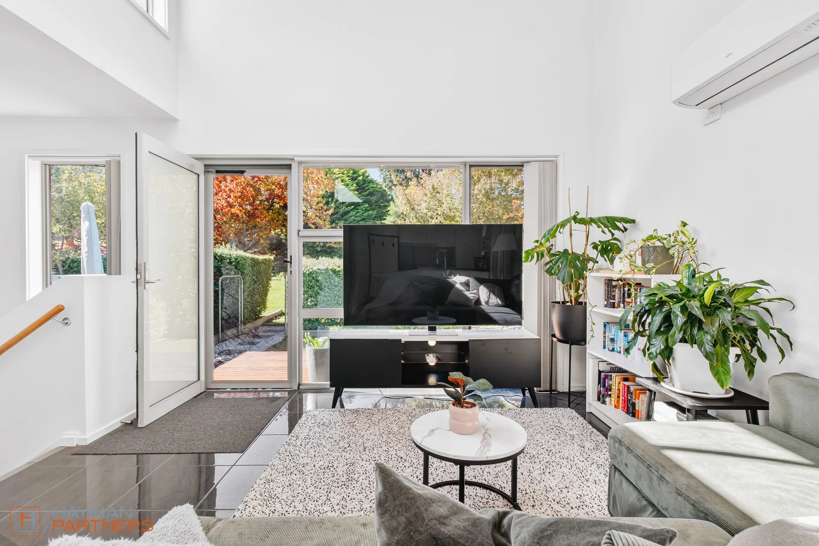 Photo of 4/25 Macrobertson Street, Mawson ACT 2607