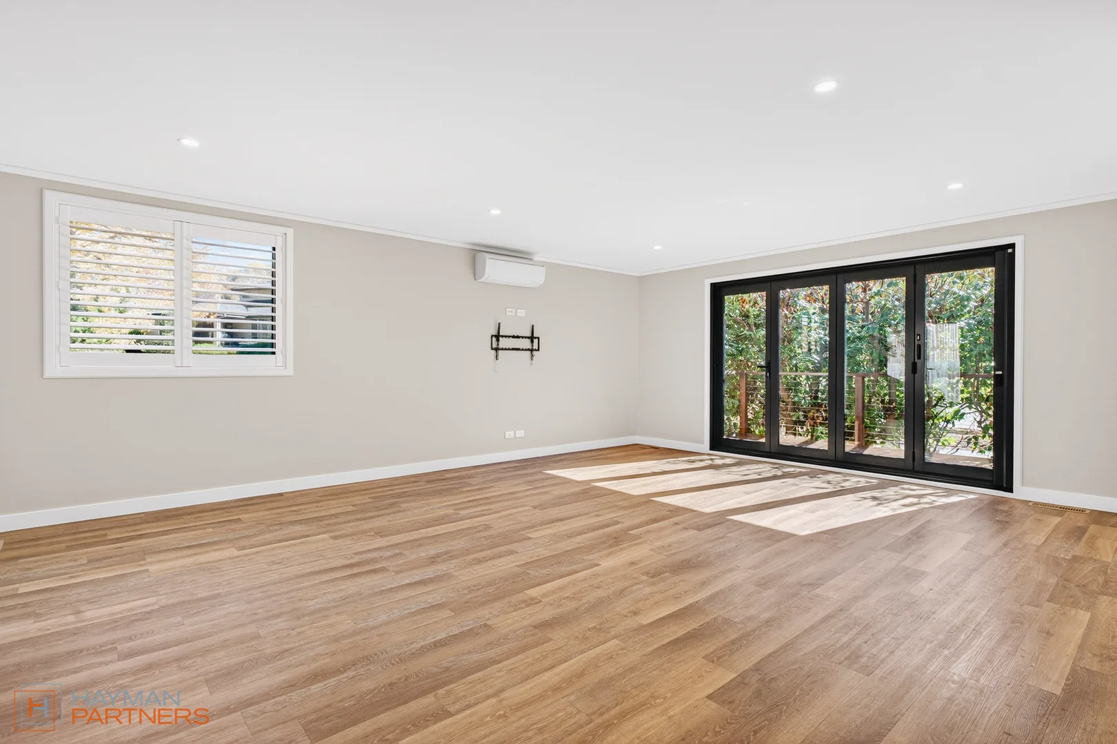 Photo of 18 Collings Street, Pearce ACT 2607