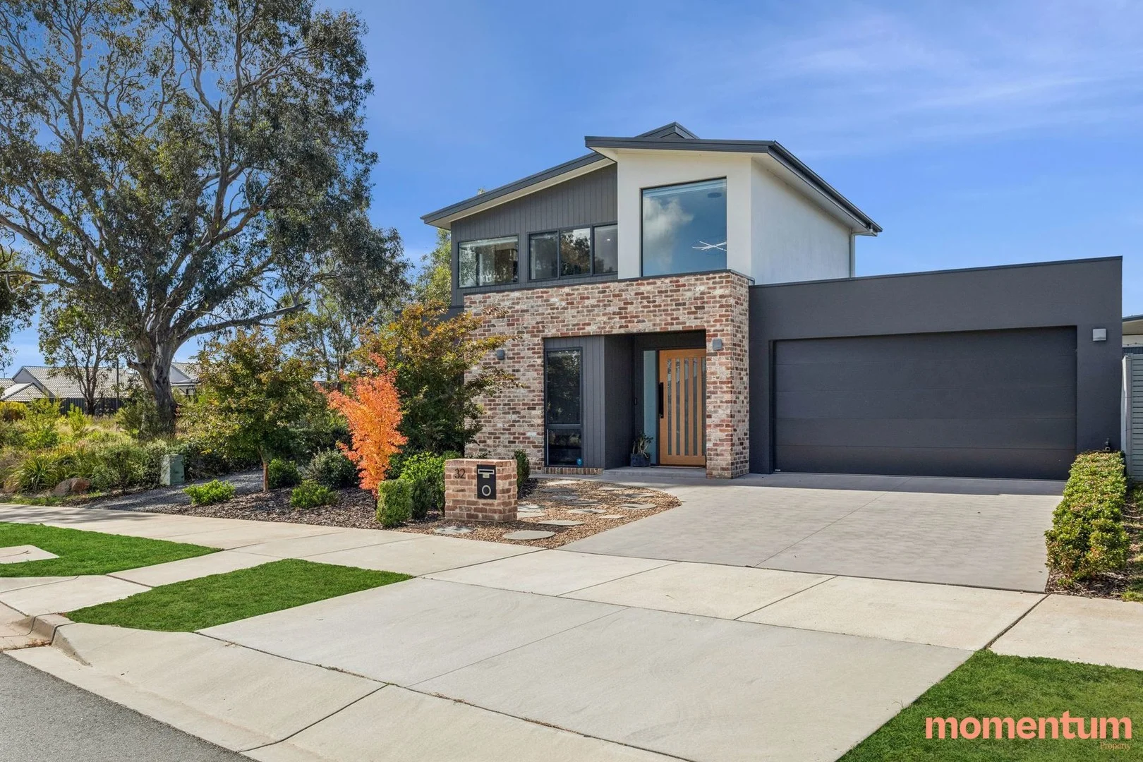Photo of 32 Fairbrother Street, Strathnairn ACT 2615