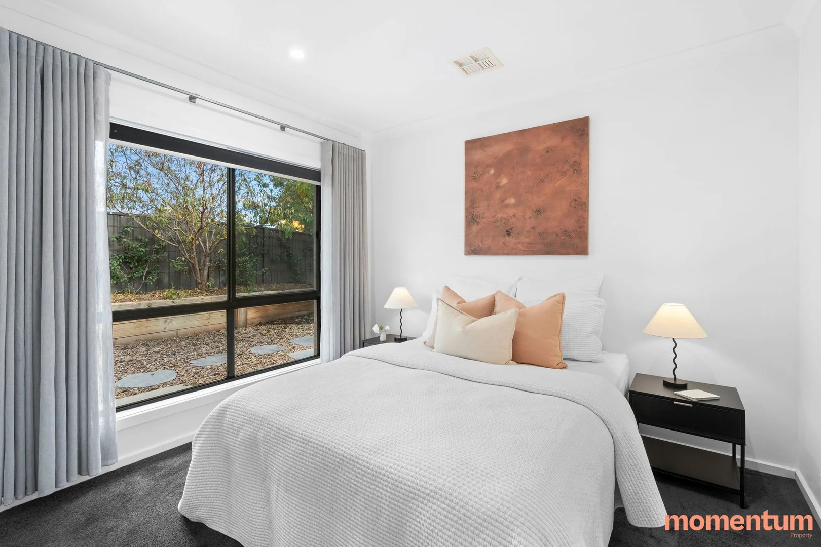 Photo of 1 Hellyer Street, Holder ACT 2611