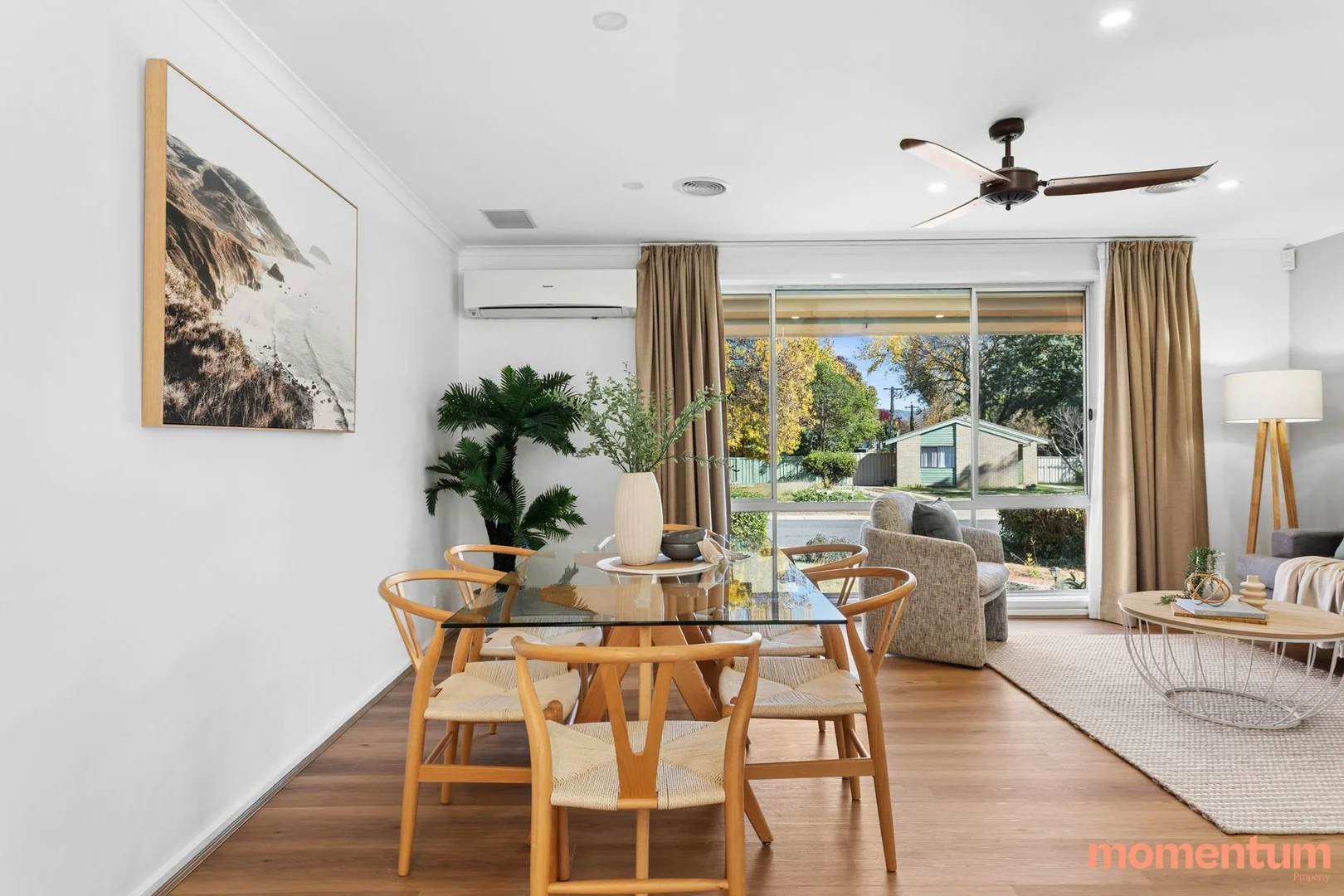 Photo of 2 Paul Place, Monash ACT 2904