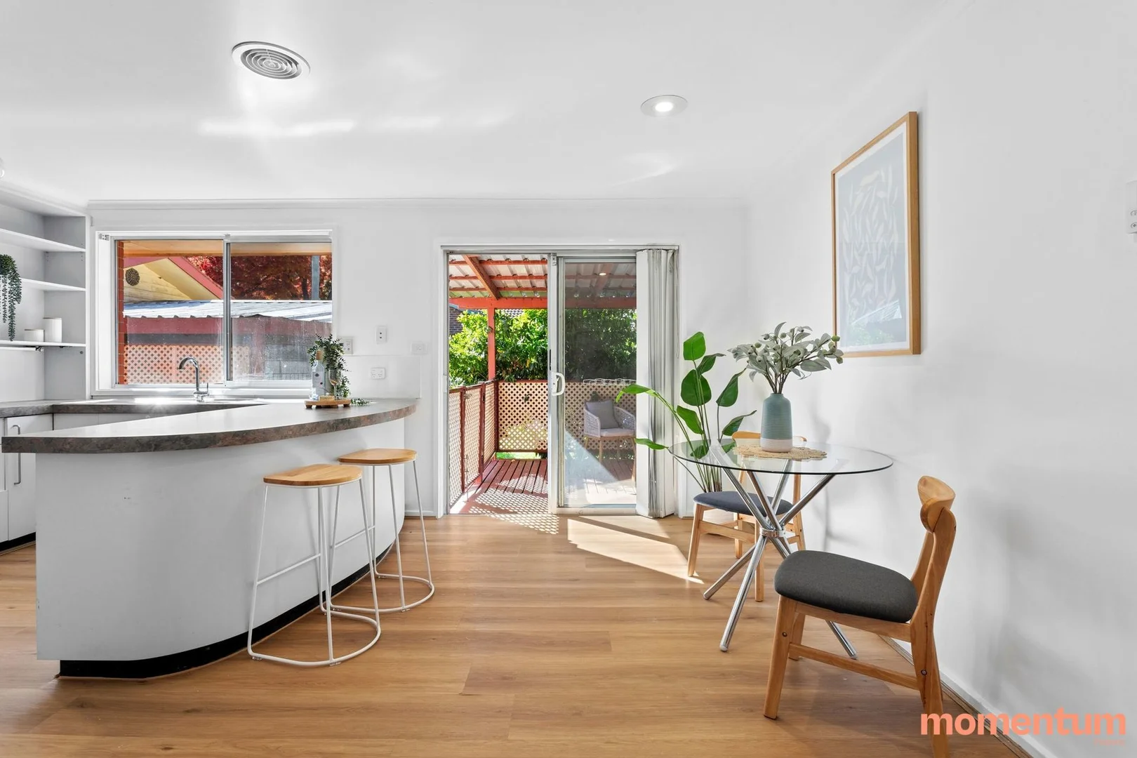 Photo of 2 Paul Place, Monash ACT 2904