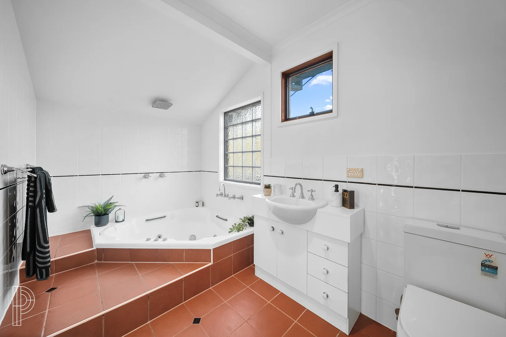 Photo of 6 Gluyas Street, Farrer ACT 2607