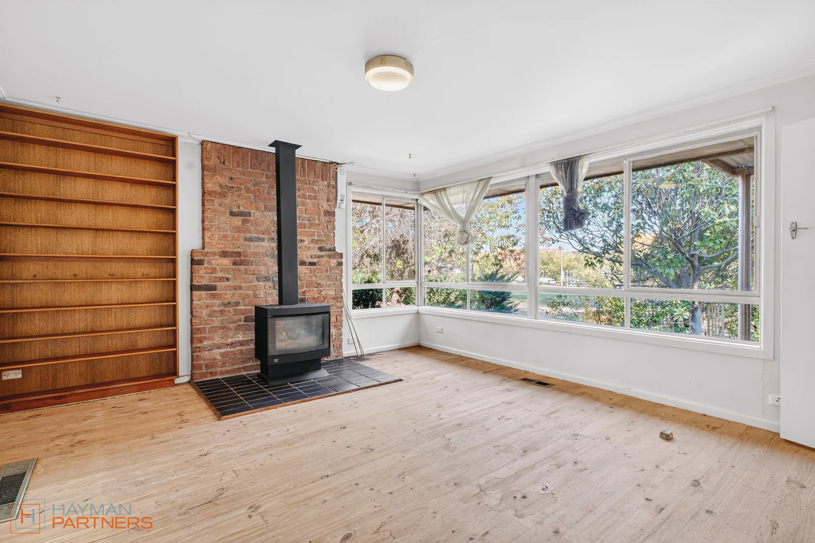 Photo of 79 Webster Street, Hughes ACT 2605