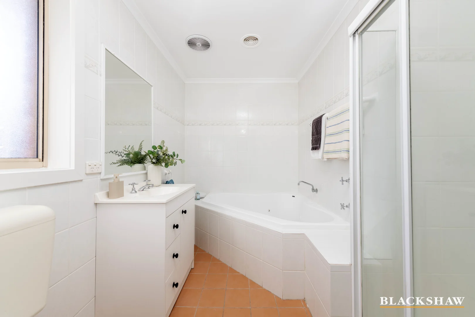 Photo of 31 Tanderra Crescent, Ngunnawal ACT 2913