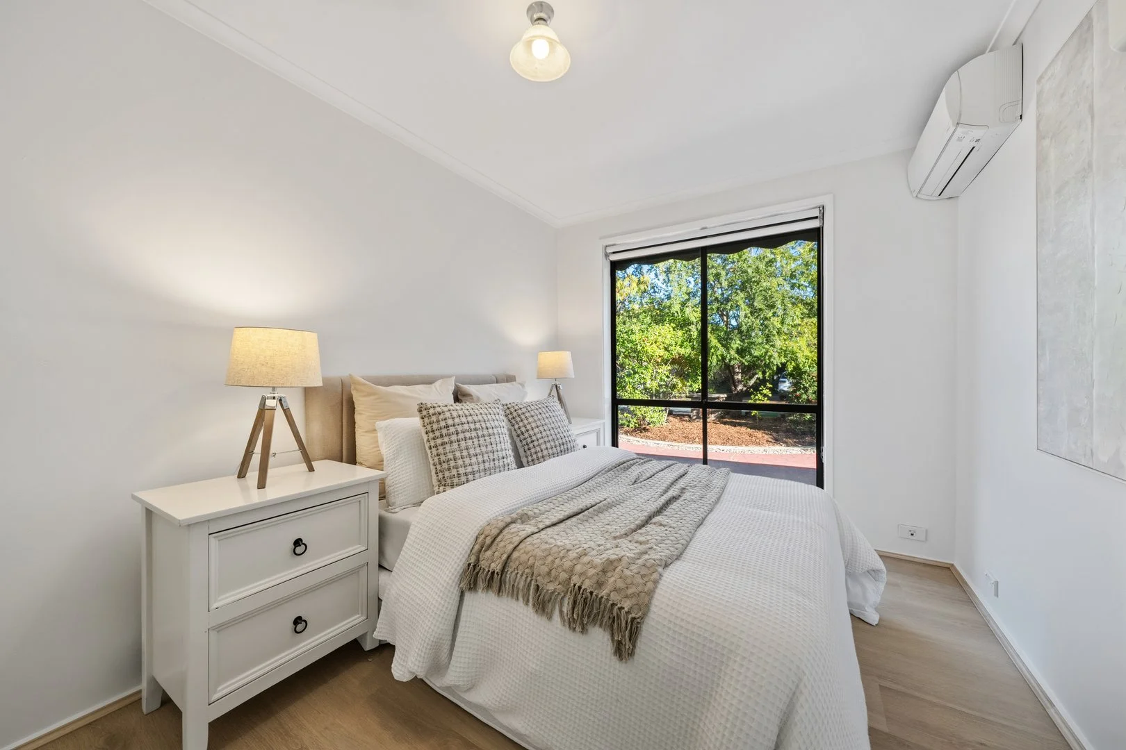 Photo of 4 Gosman Close, Oxley ACT 2903
