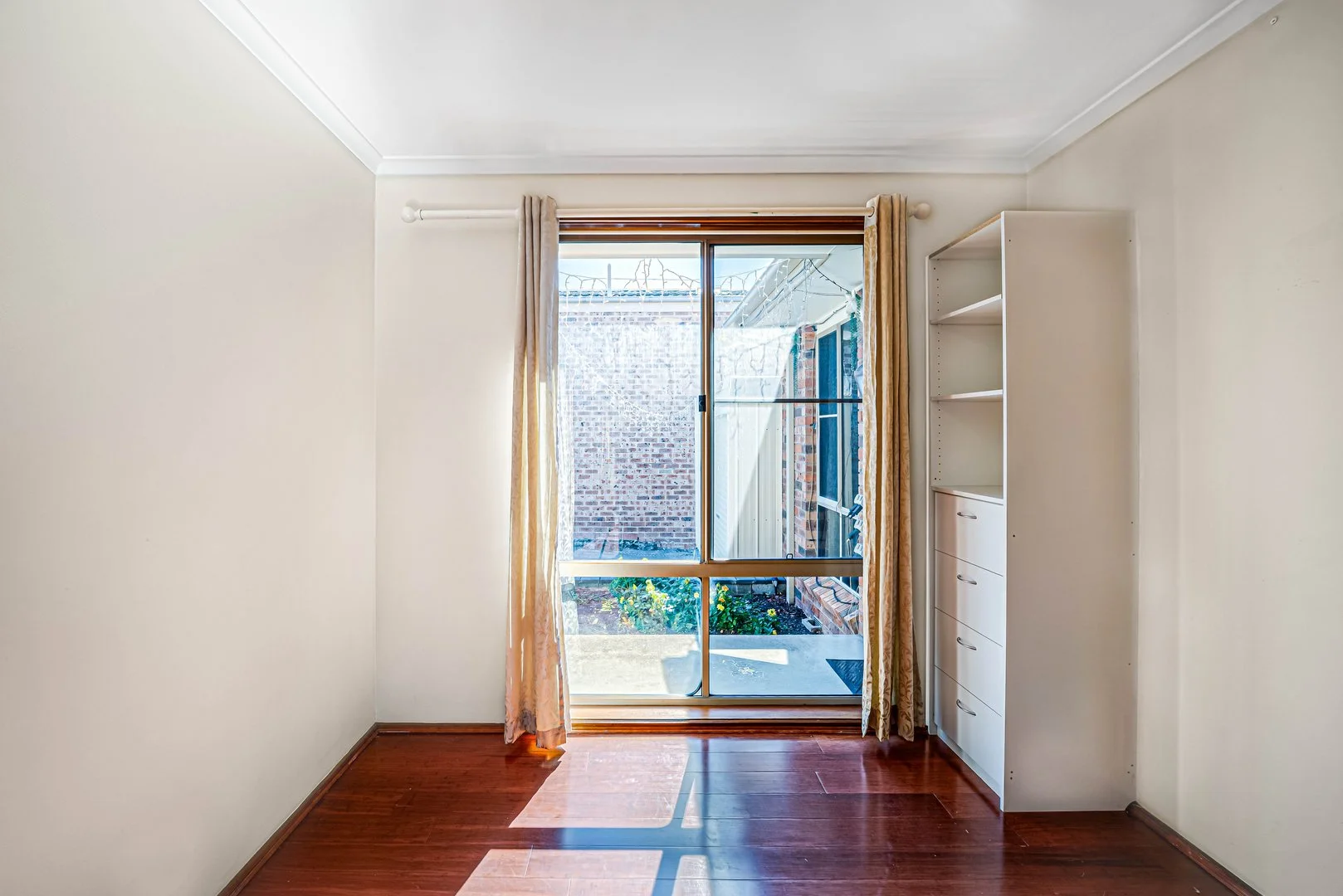 Photo of 8 McGrowdie Place, Gordon ACT 2906