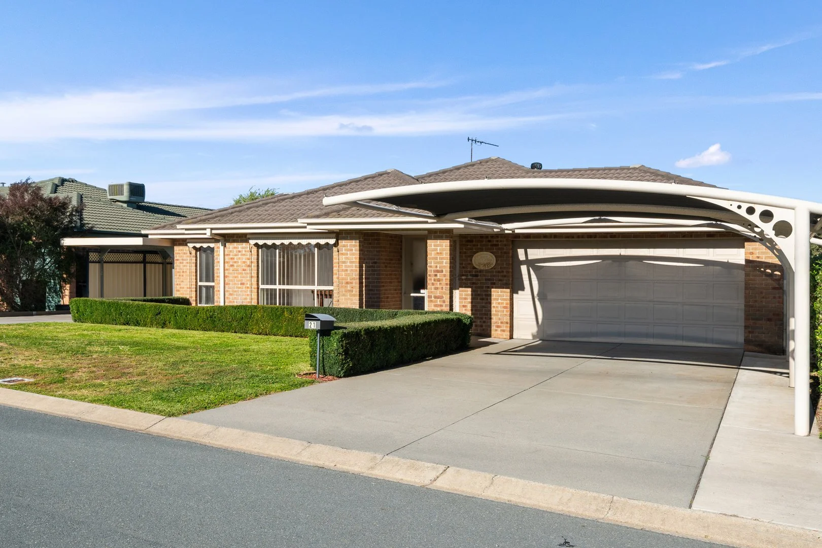 Photo of 21 Simonetti Street, Dunlop ACT 2615