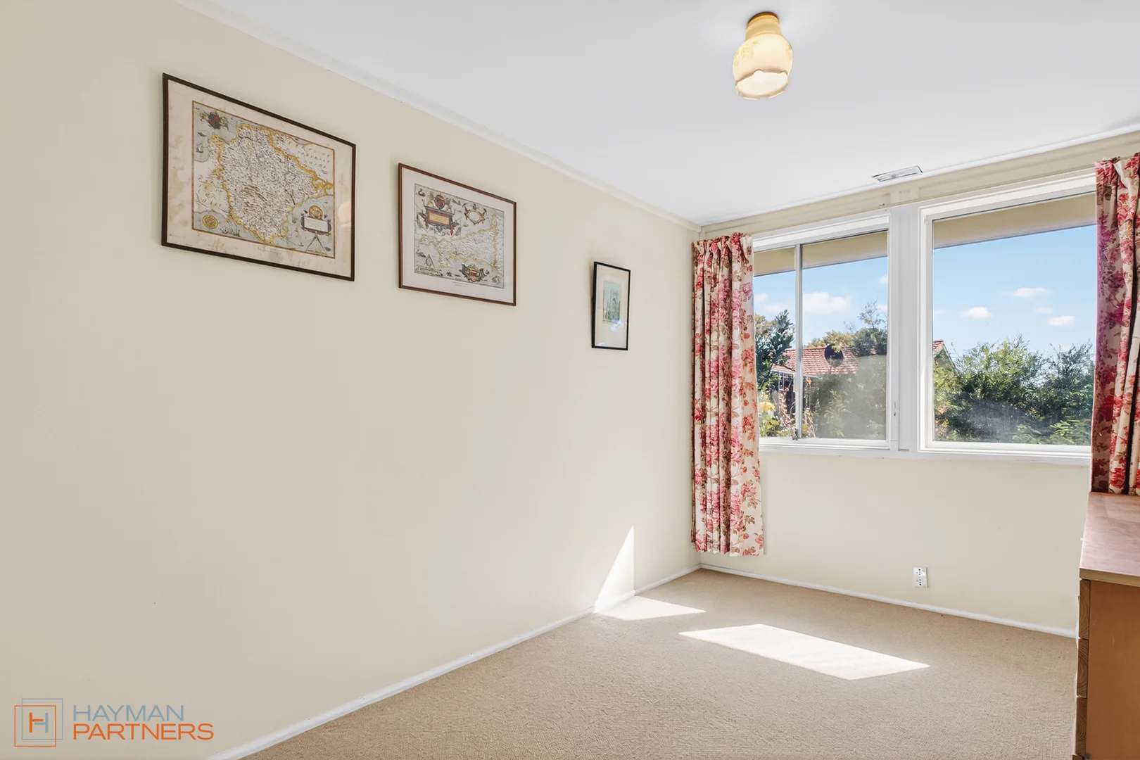 Photo of 30 Clermont Street, Fisher ACT 2611