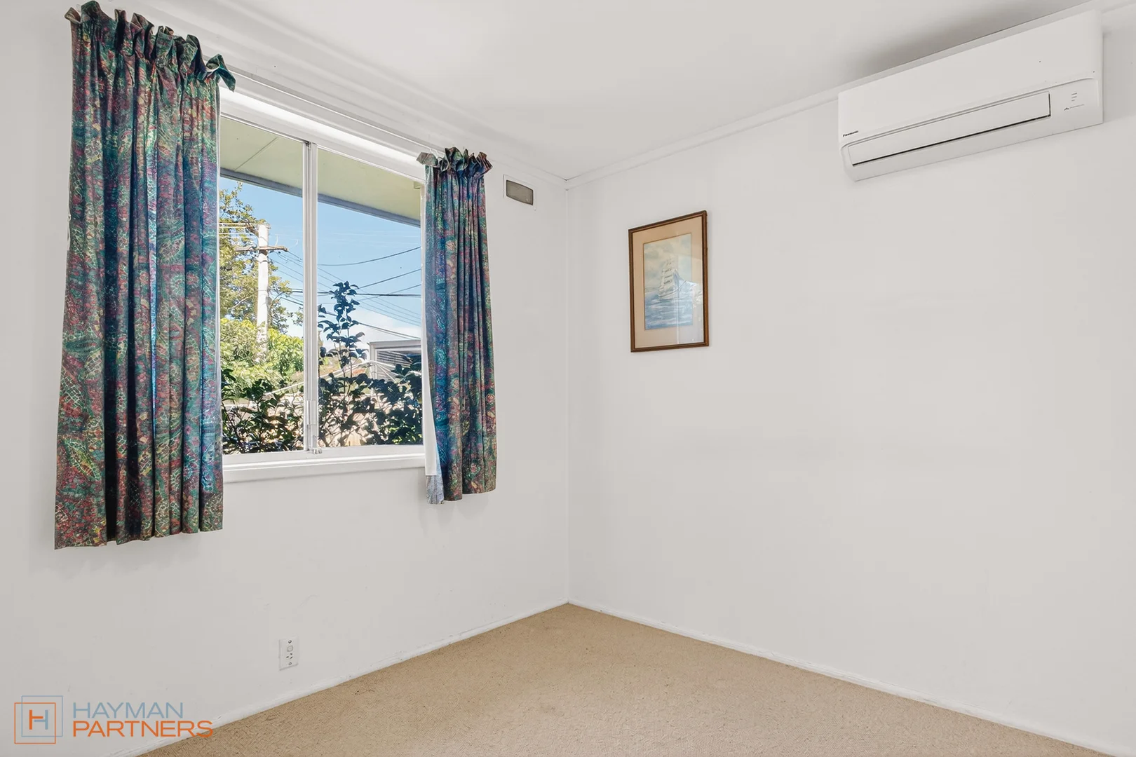 Photo of 30 Clermont Street, Fisher ACT 2611