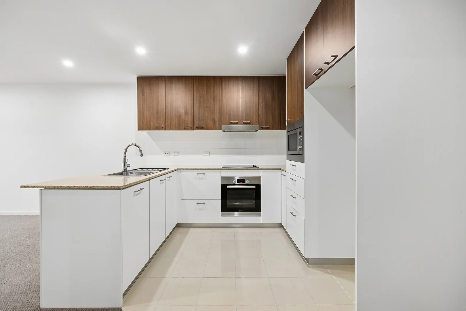 Photo of 16/10 Ipima Street, Braddon ACT 2612