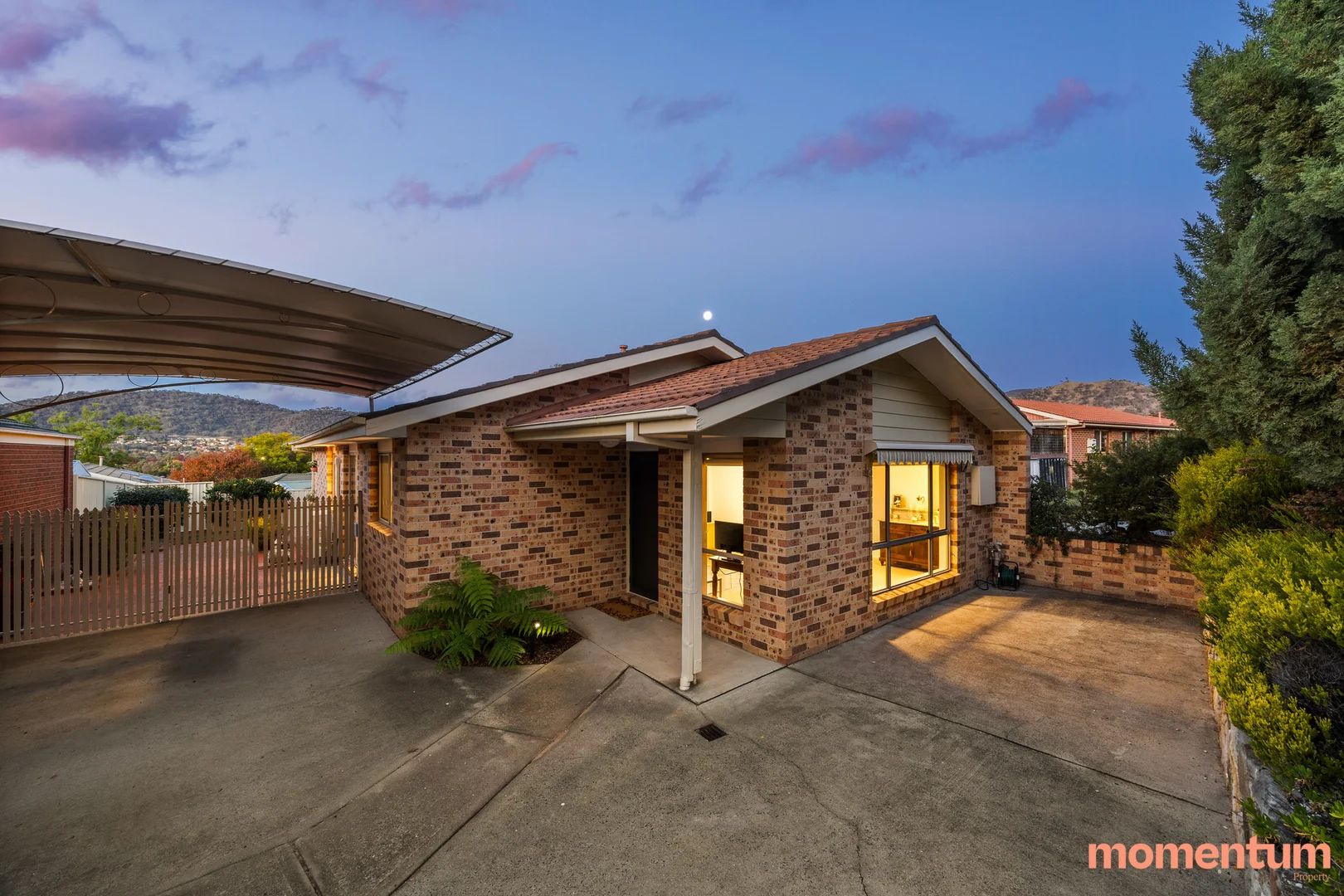Photo of 6 Hindle Place, Gordon ACT 2906