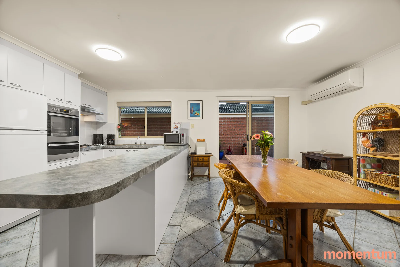 Photo of 6 Hindle Place, Gordon ACT 2906