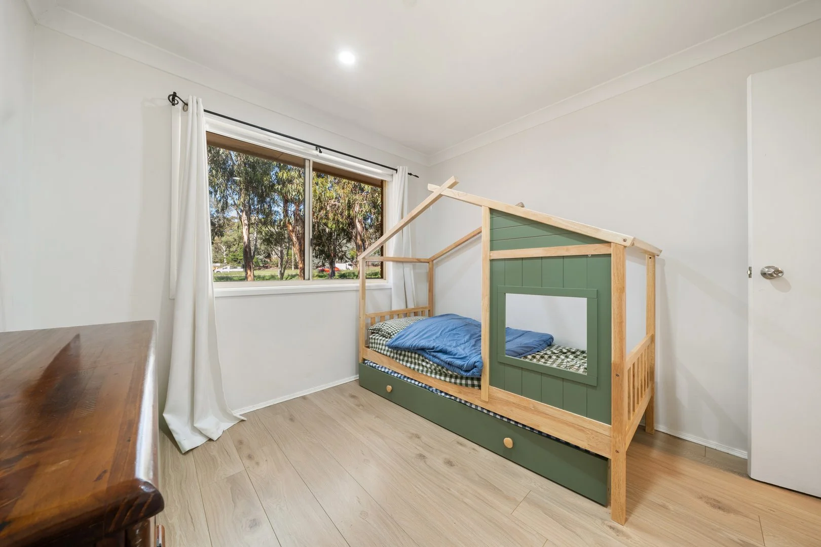 Photo of 60 Byron Court, Phillip ACT 2606