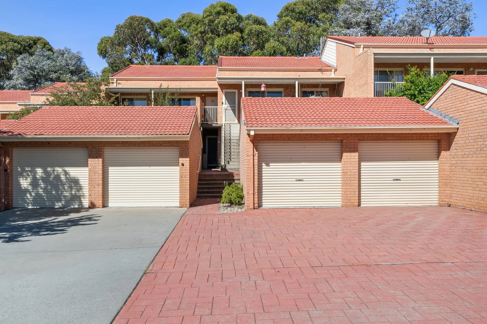 Photo of 60 Byron Court, Phillip ACT 2606