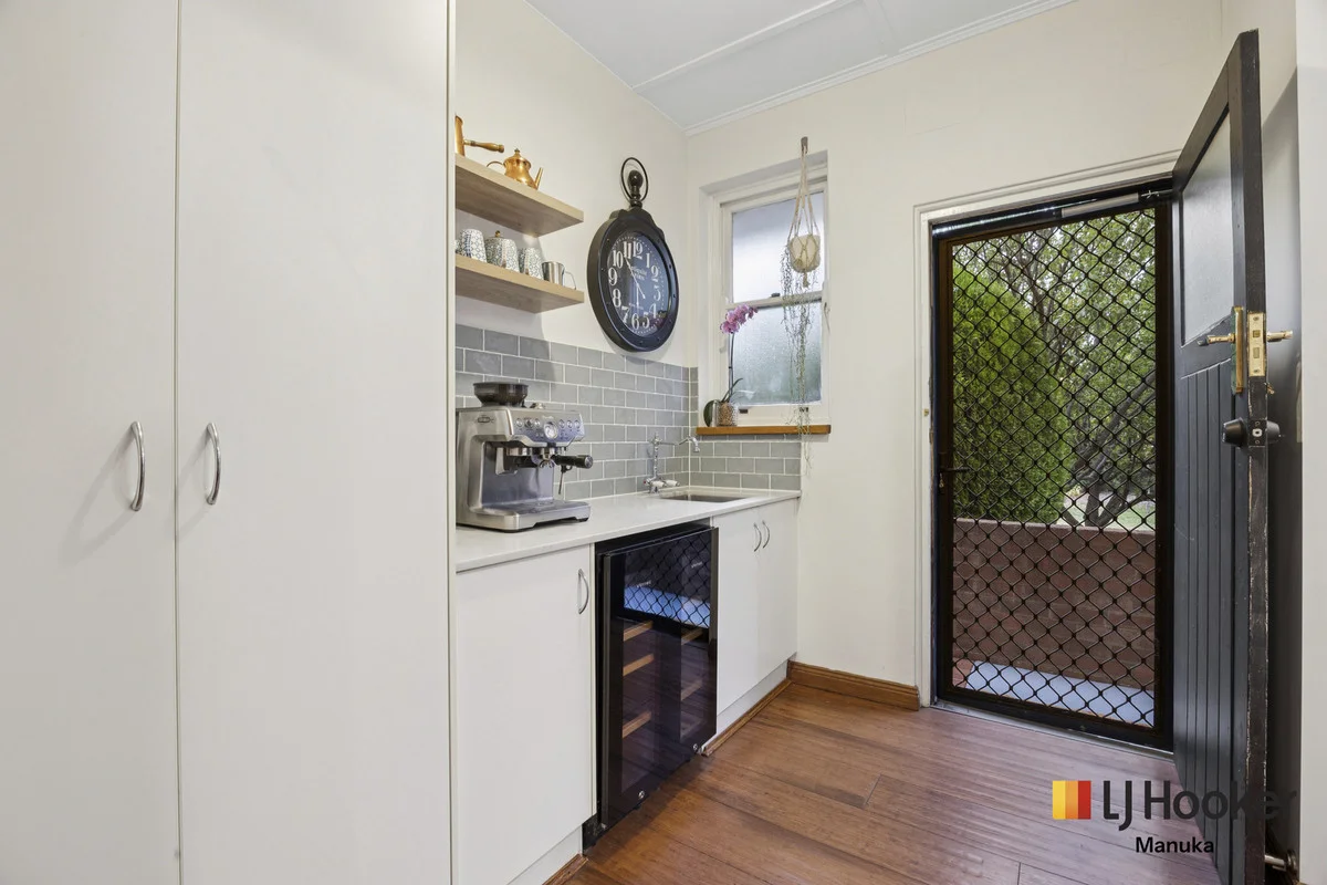 Photo of 14 Landsborough Street, Griffith ACT 2603