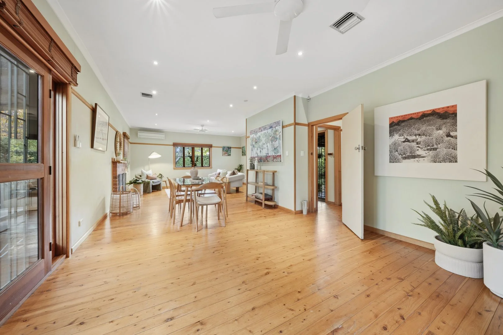 Photo of 2 Finn Street, O'Connor ACT 2602