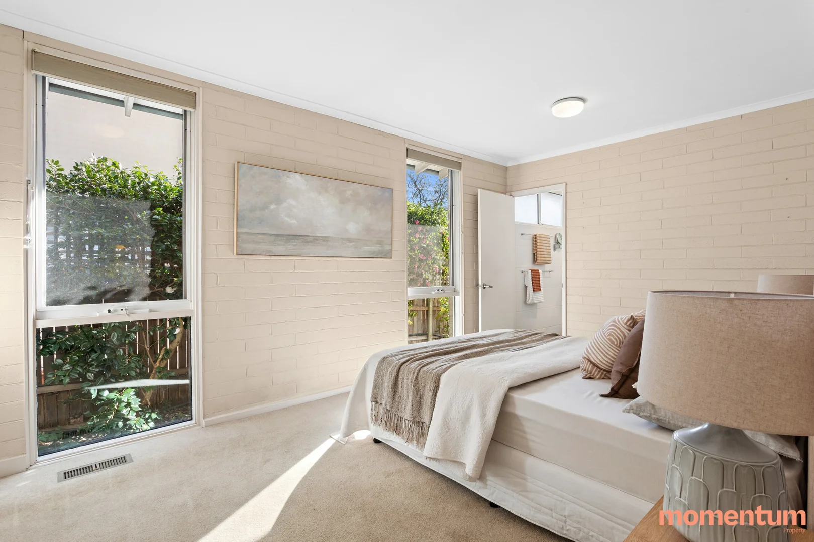 Photo of 33 Norman Street, Deakin ACT 2600