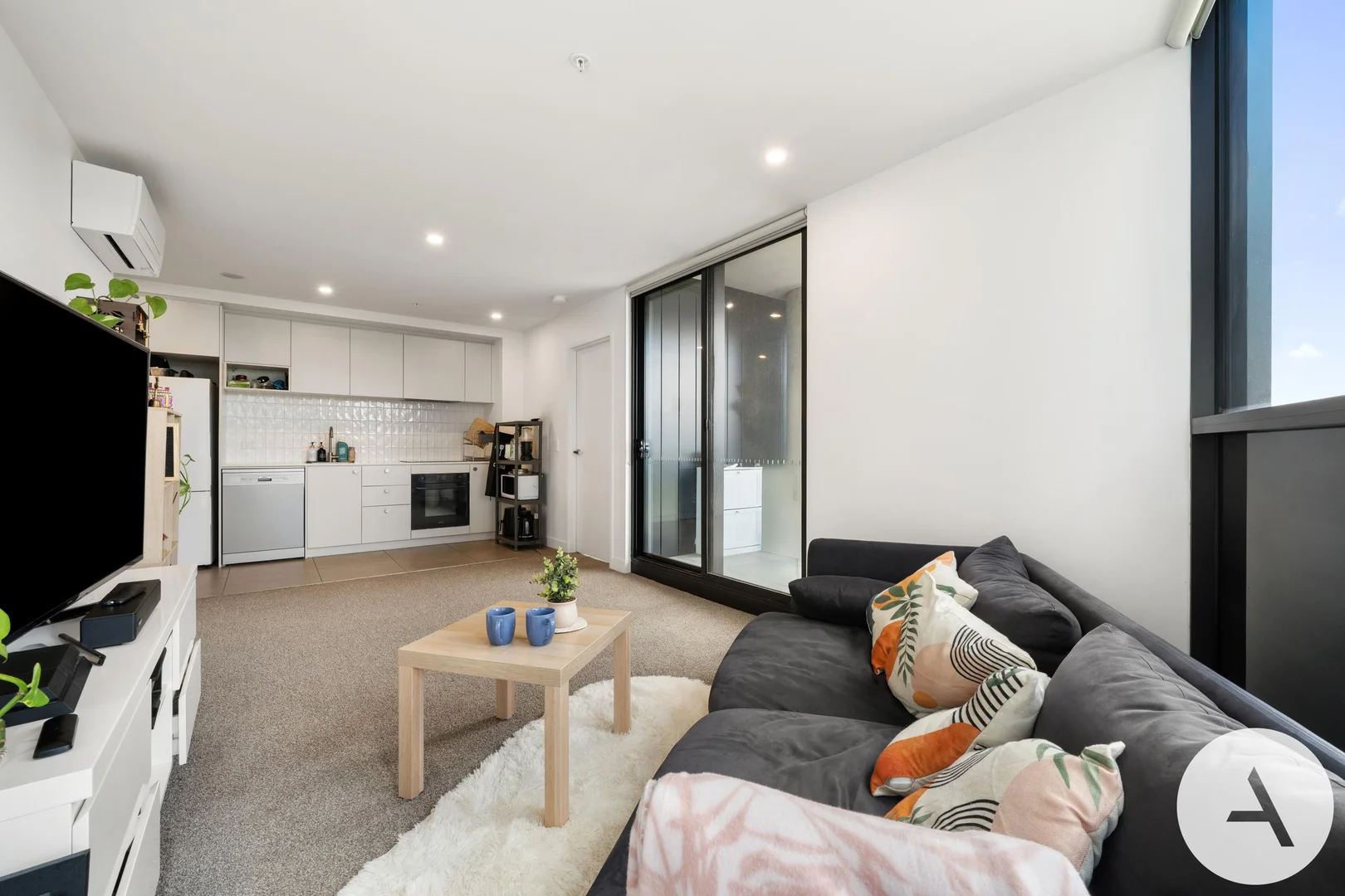 Photo of 910/11 Launceston St, Phillip ACT 2606