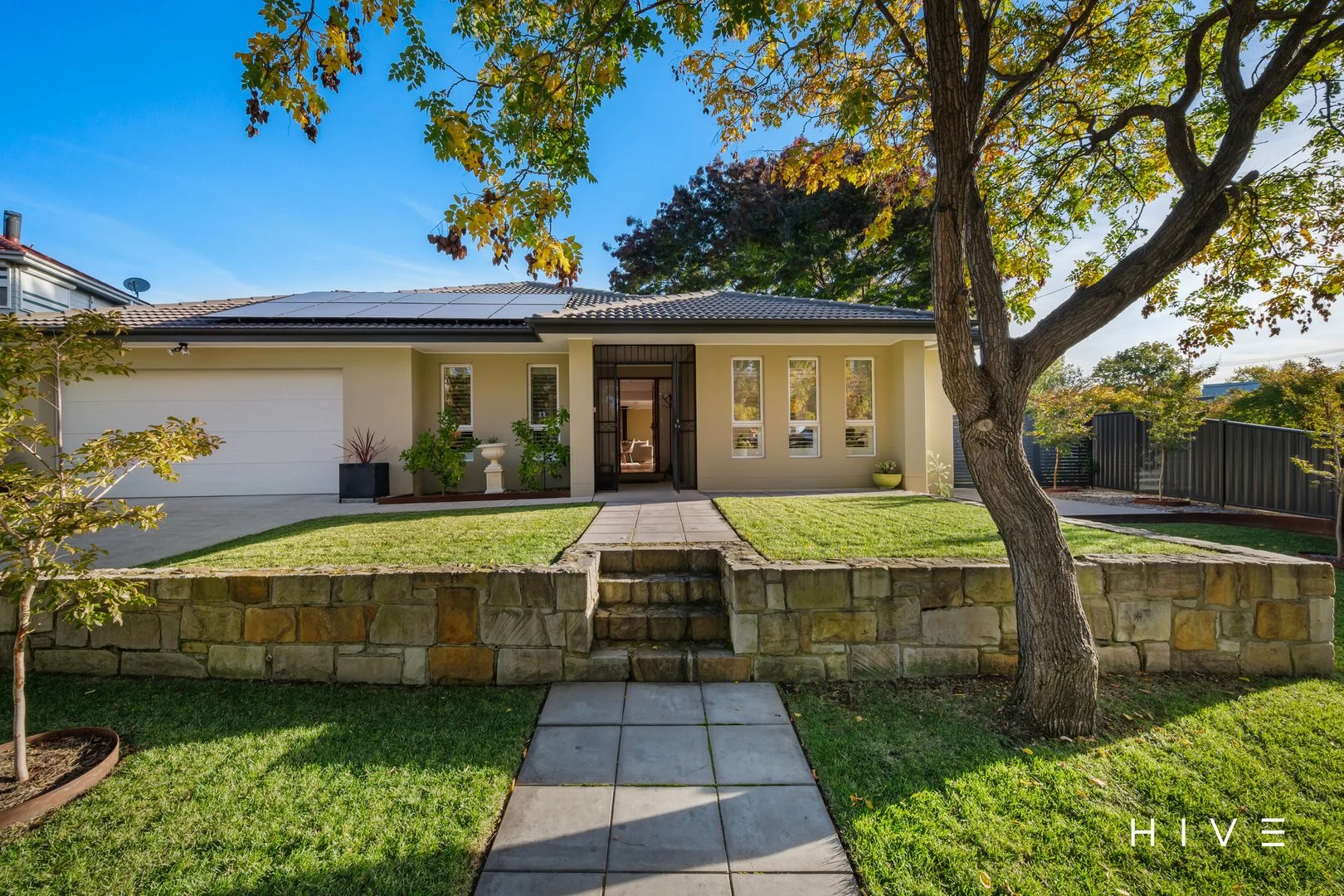 Photo of 30 Arunta Street, Narrabundah ACT 2604