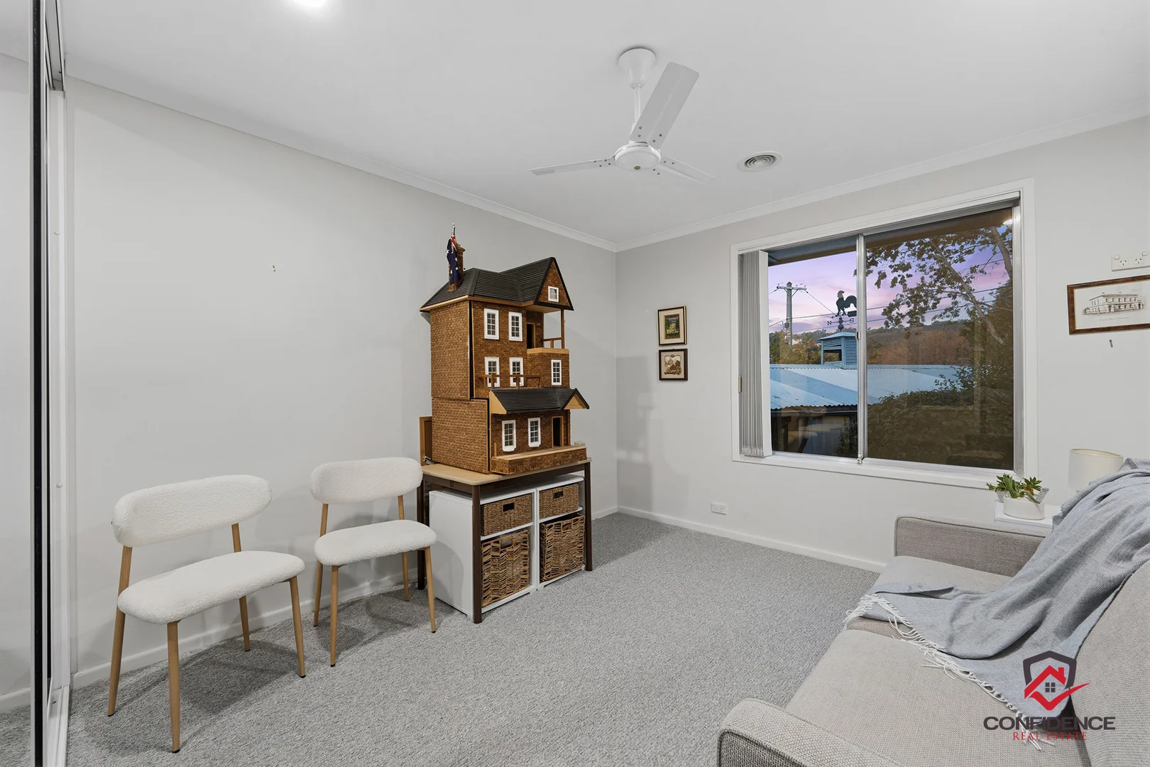 Photo of 7 Blake Place, Mawson ACT 2607