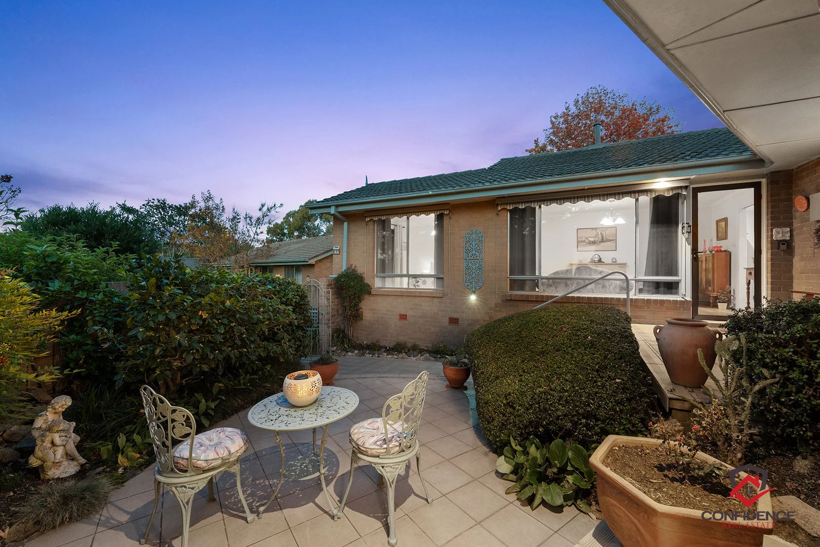 Photo of 7 Blake Place, Mawson ACT 2607
