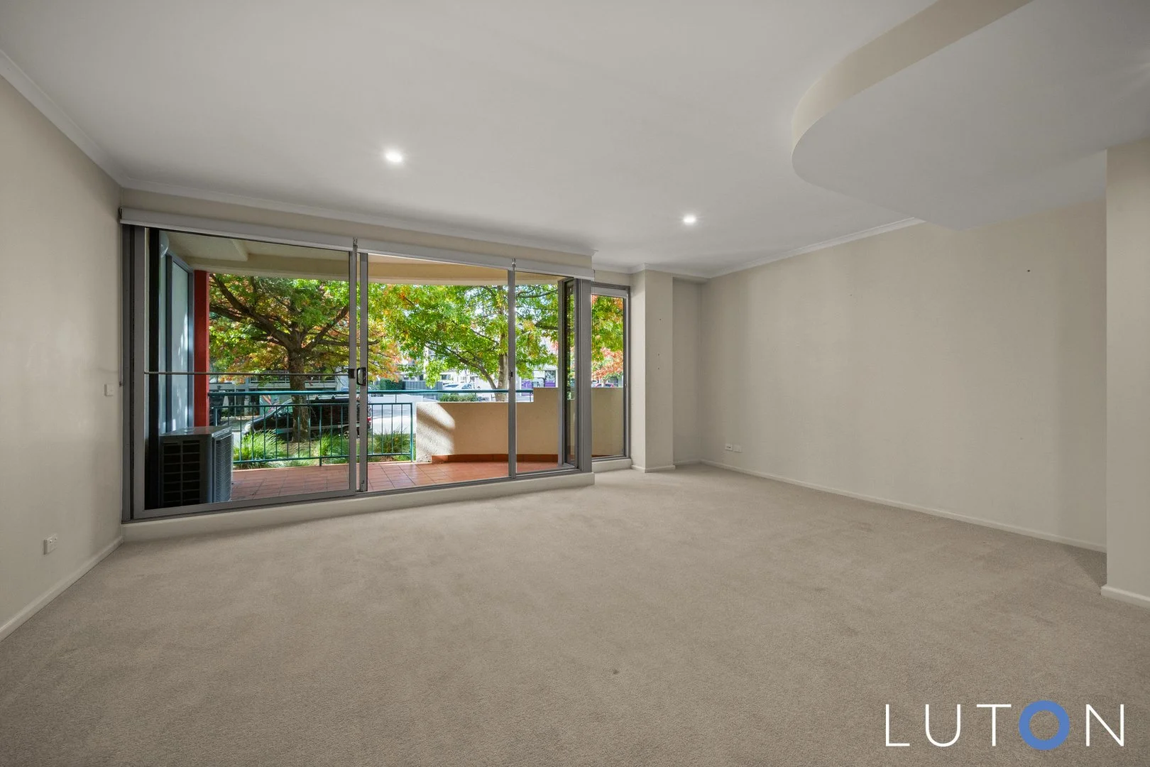 Photo of 102/107 Canberra Avenue, Griffith ACT 2603