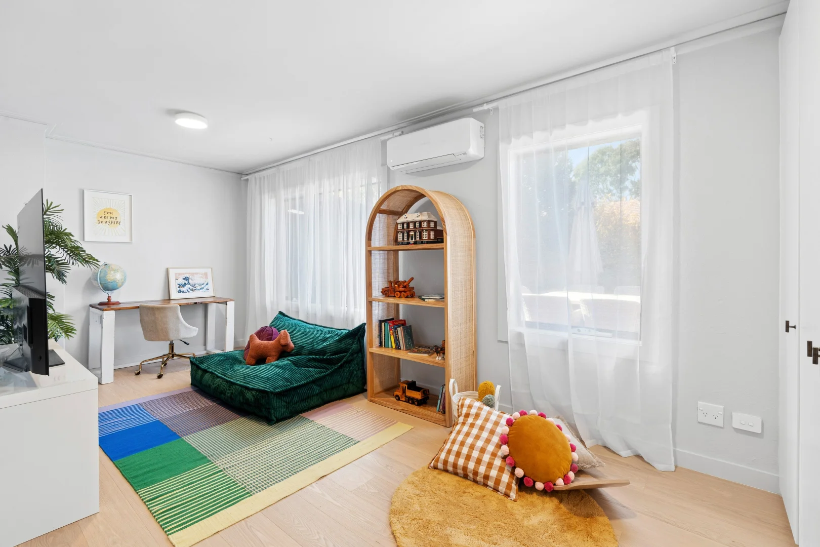Photo of 55 Sturt Avenue, Narrabundah ACT 2604