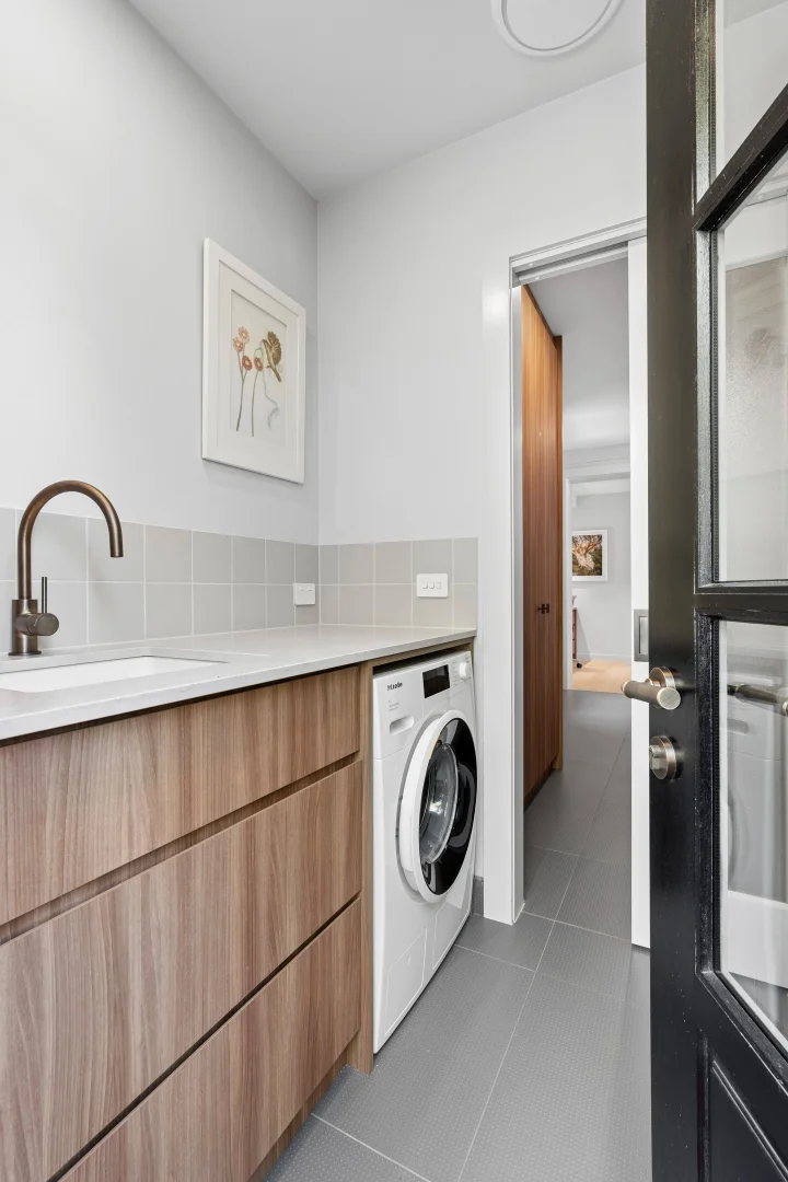 Photo of 55 Sturt Avenue, Narrabundah ACT 2604