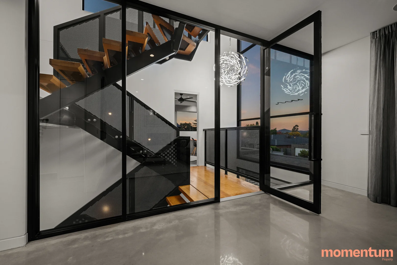 Photo of 8 Daglish Street, Curtin ACT 2605