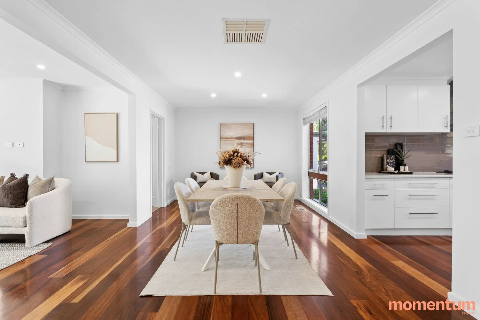 Photo of 6 Lyle Place, Chifley ACT 2606