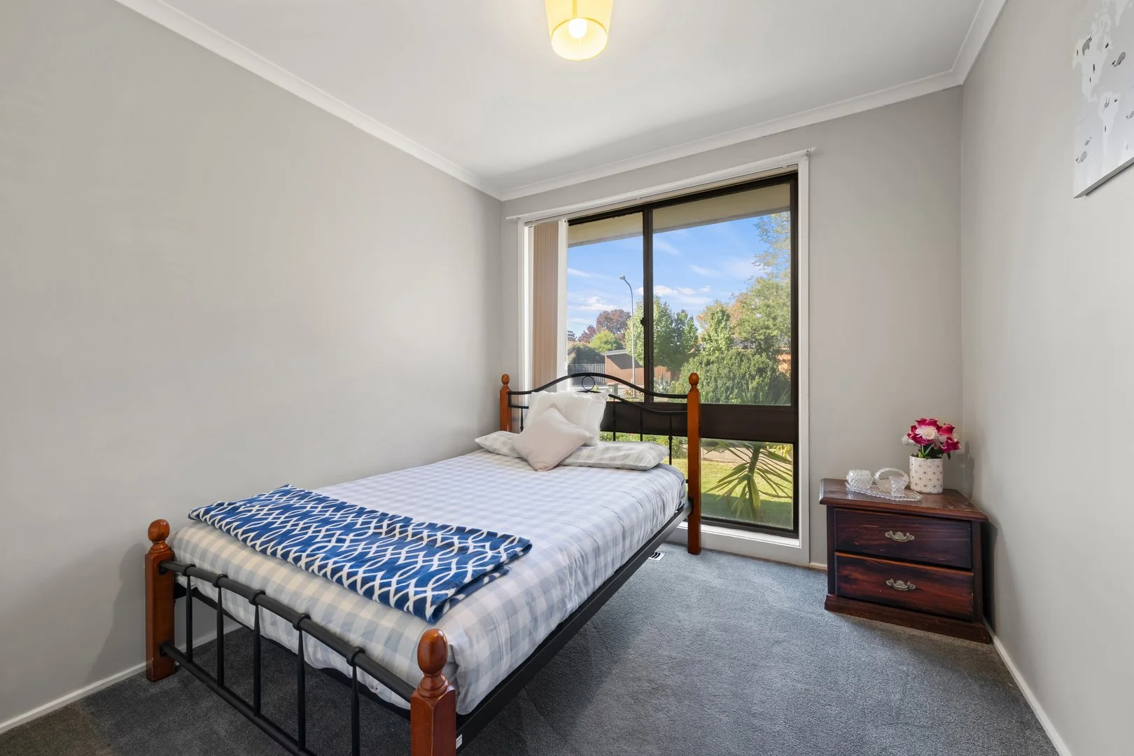 Photo of 6 Wilton Place, Monash ACT 2904