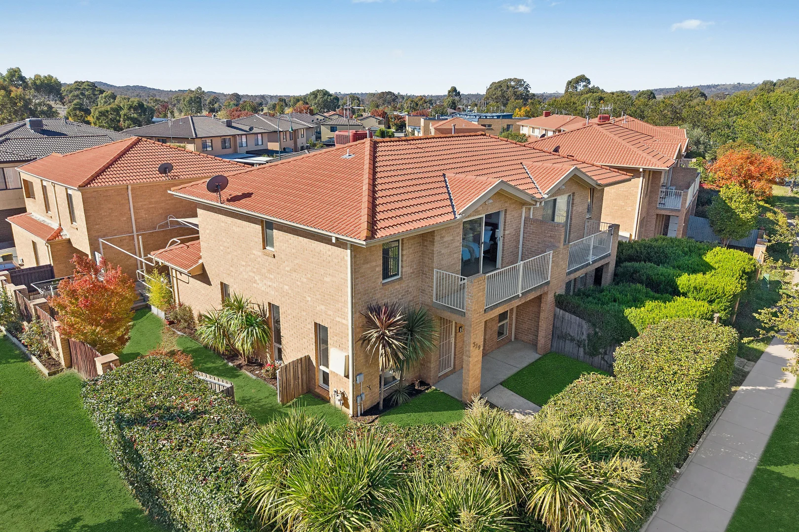 Photo of 329 Anthony Rolfe Avenue, Gungahlin ACT 2912