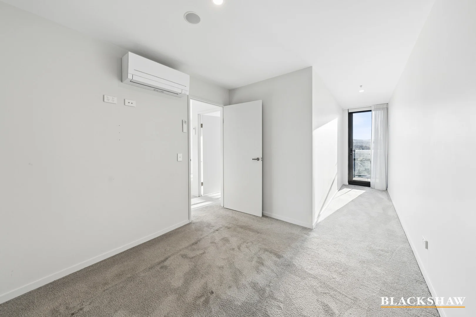 Photo of 812/335 Anketell Street, Greenway ACT 2900