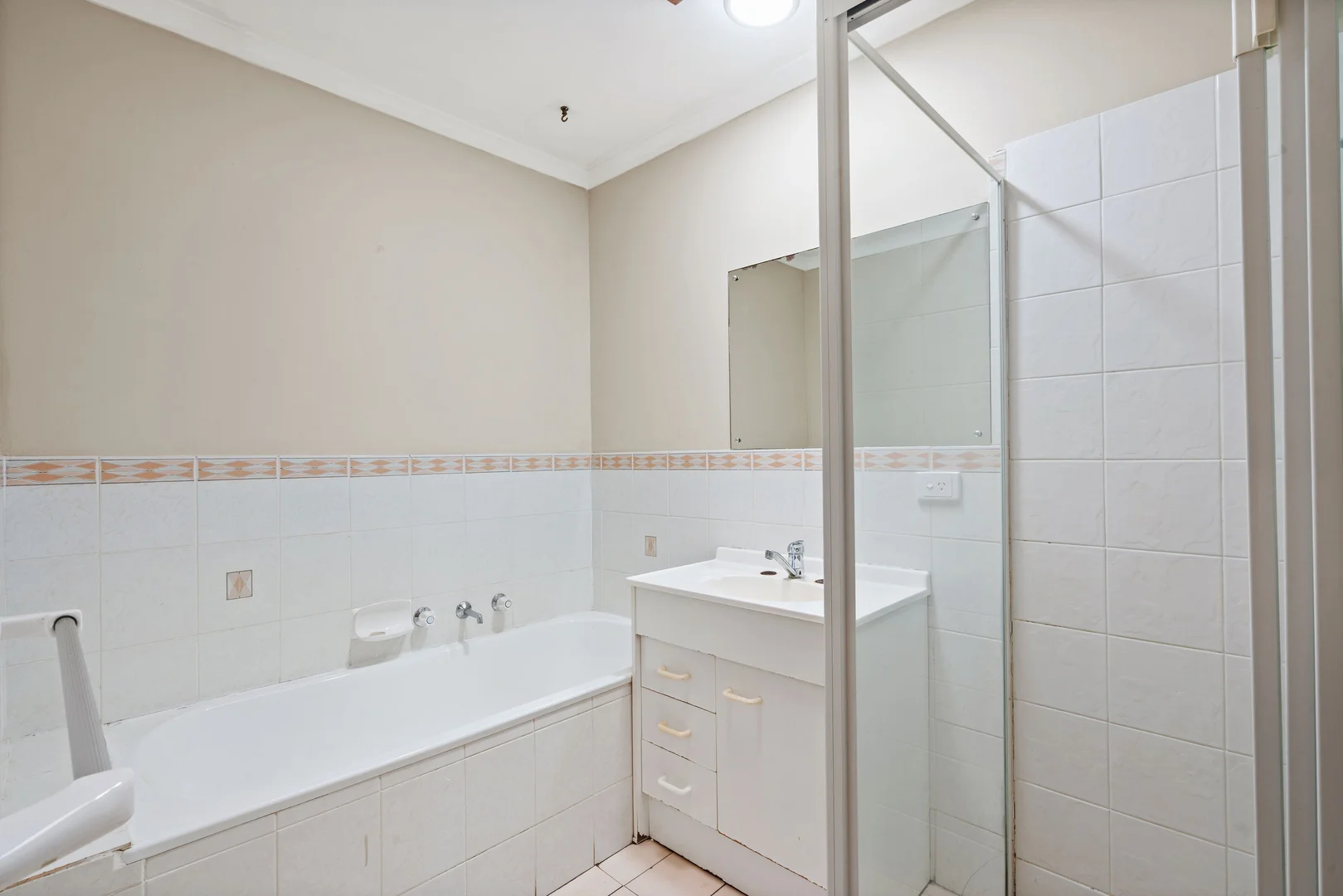 Photo of 10 Hart Close, Palmerston ACT 2913