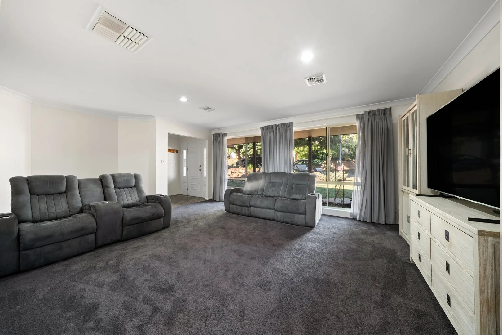 Photo of 24 Kirkwood Crescent, Gordon ACT 2906