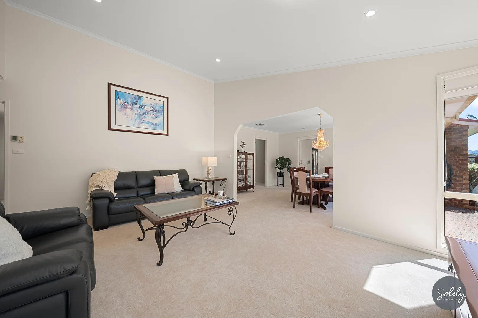 Photo of 2 Fingleton Crescent, Gordon ACT 2906