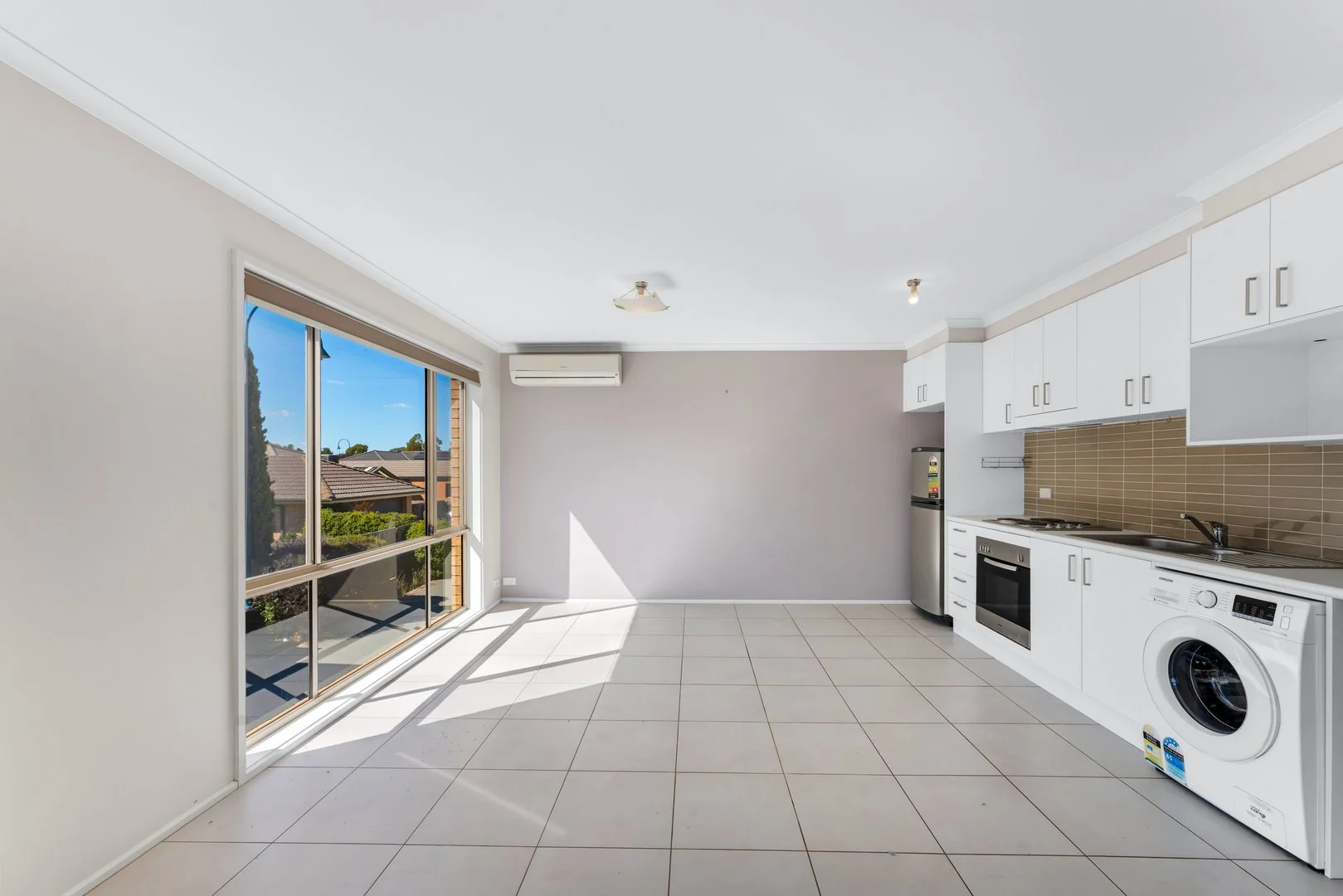 Photo of 2/28 Newbold Lane, Gungahlin ACT 2912