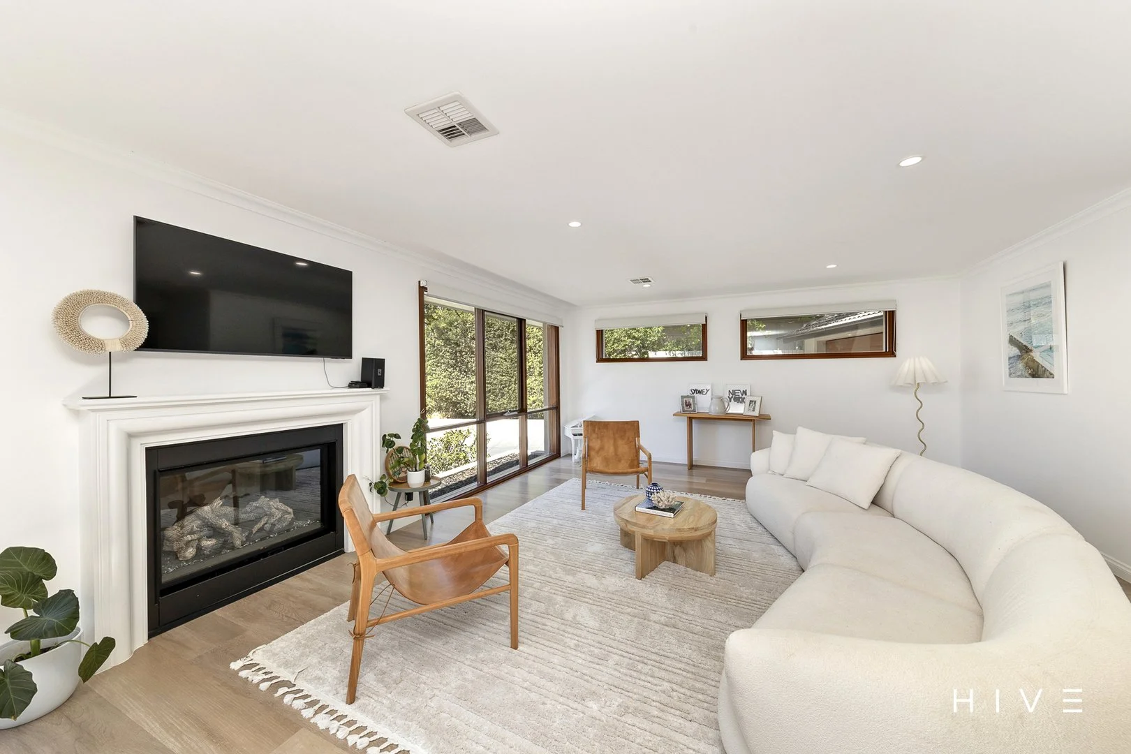 Photo of 4 Johnston Street, Narrabundah ACT 2604