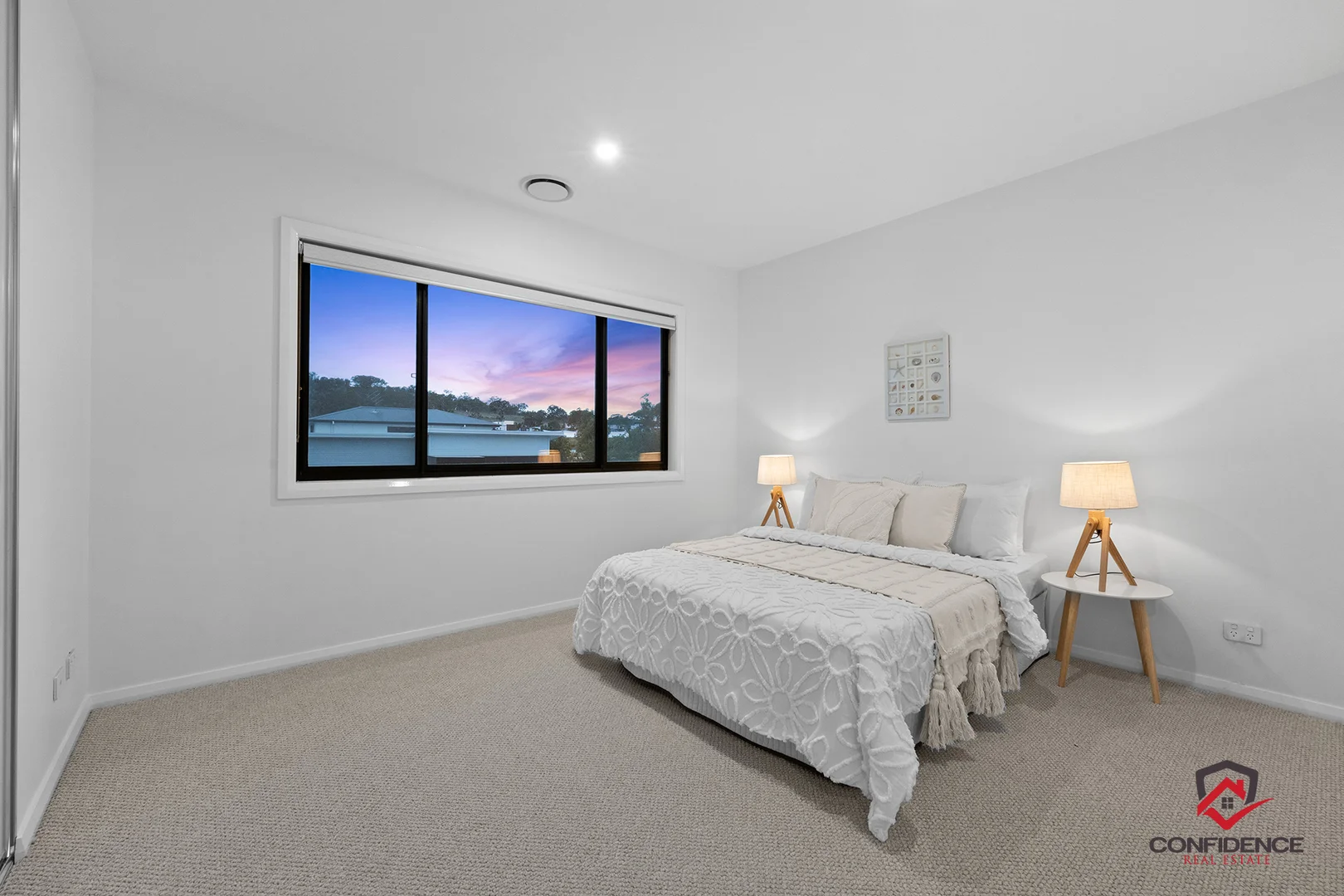 Photo of 11 Booroolong Street, Throsby ACT 2914