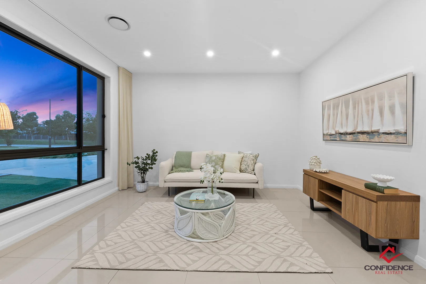 Photo of 11 Booroolong Street, Throsby ACT 2914