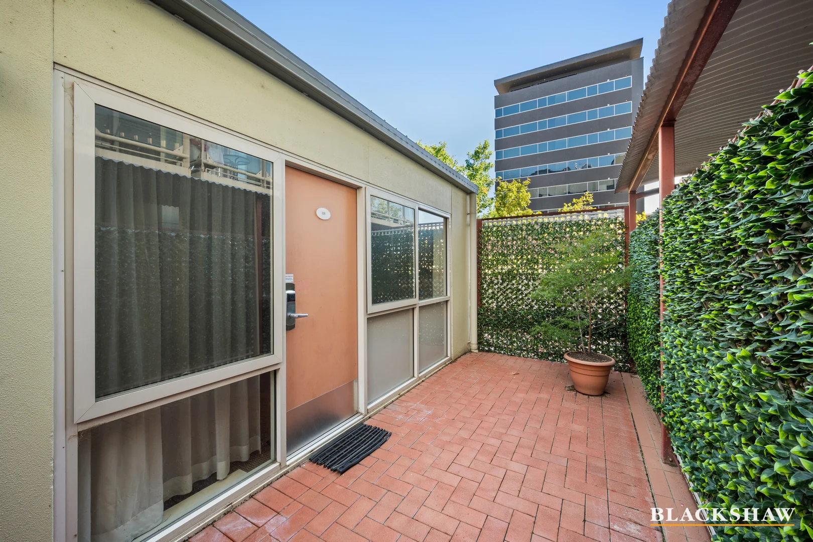 Photo of 30/2 Akuna Street, City ACT 2601