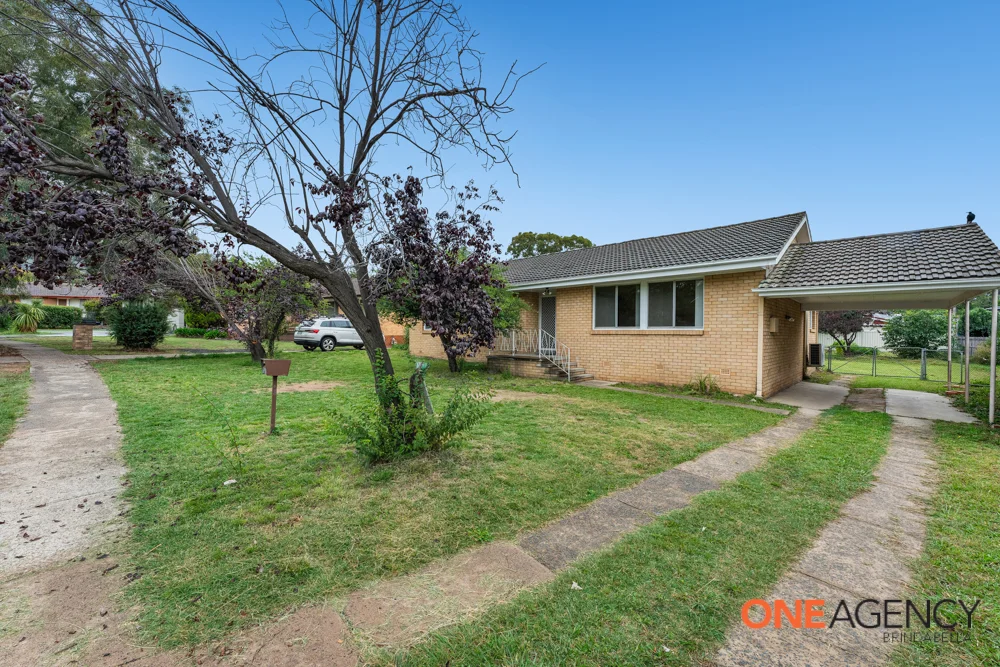 Photo of 16 Hodgson Crescent, Pearce ACT 2607